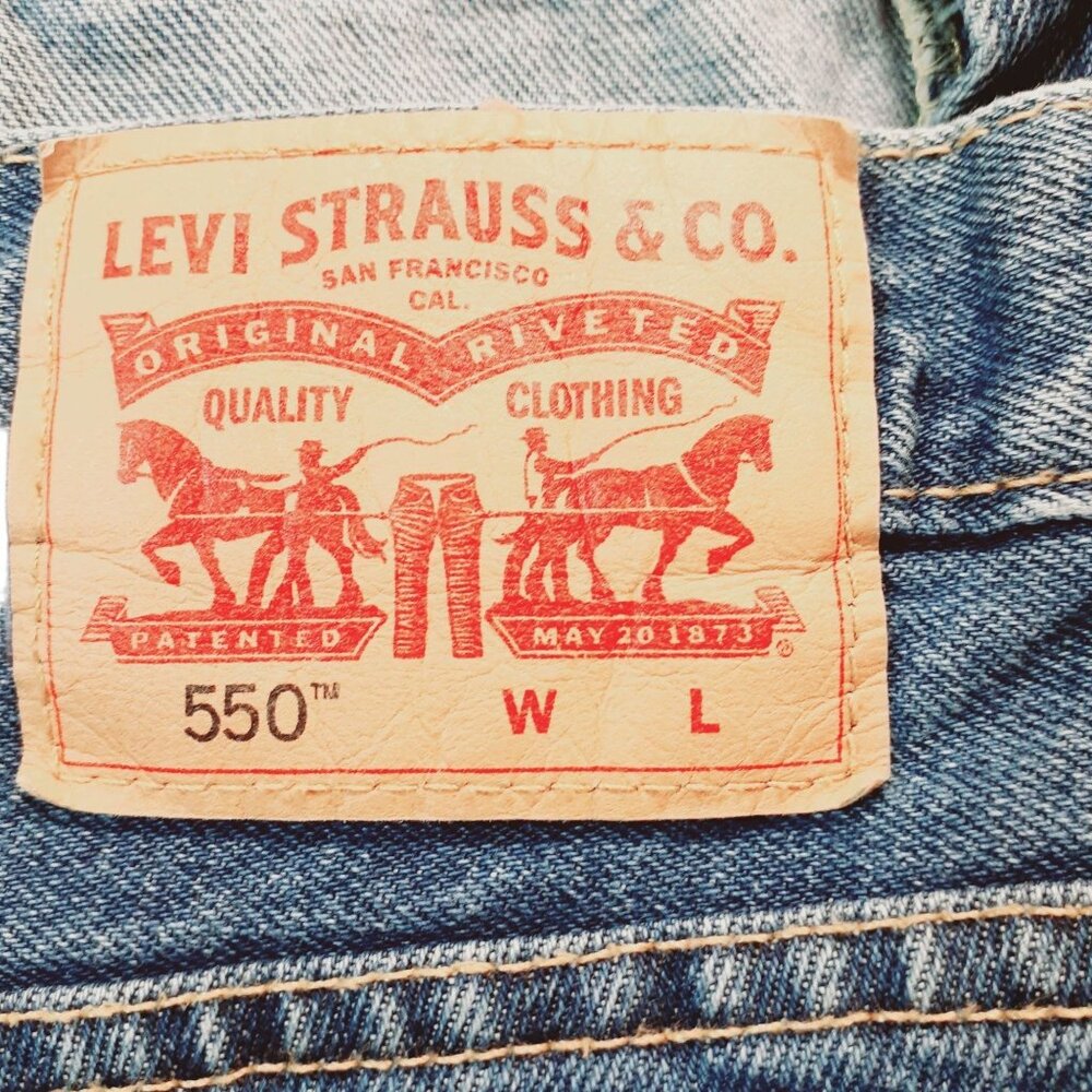 Levis 550 Straight Jeans Mens Size 52 x 29 Blue Denim 5 Pocket Design Mid Rise - Picture 3 of 5